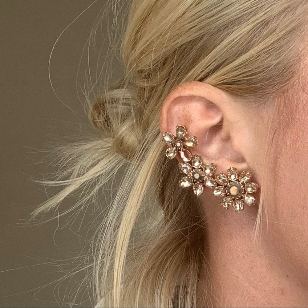 Henri Bendel Crystal Flower Ear Crawler Set